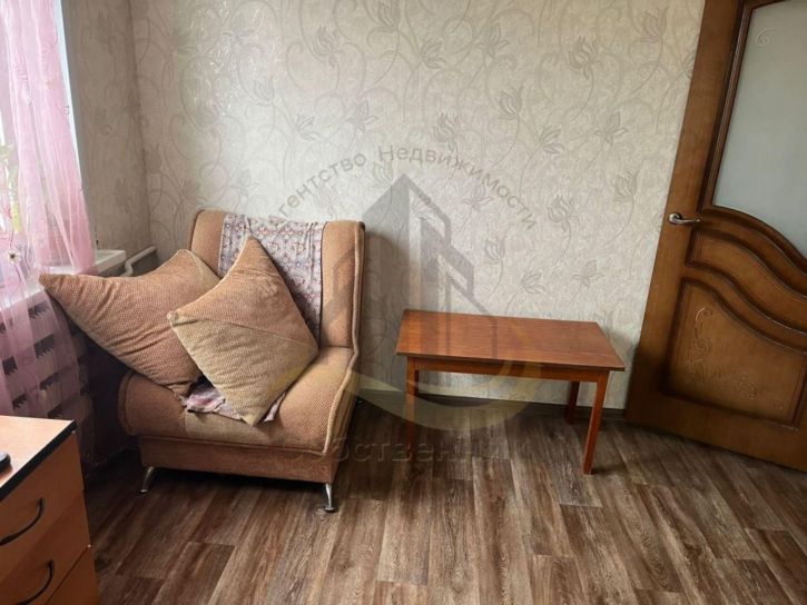 3-комн квартира Лебединец мкр, 13