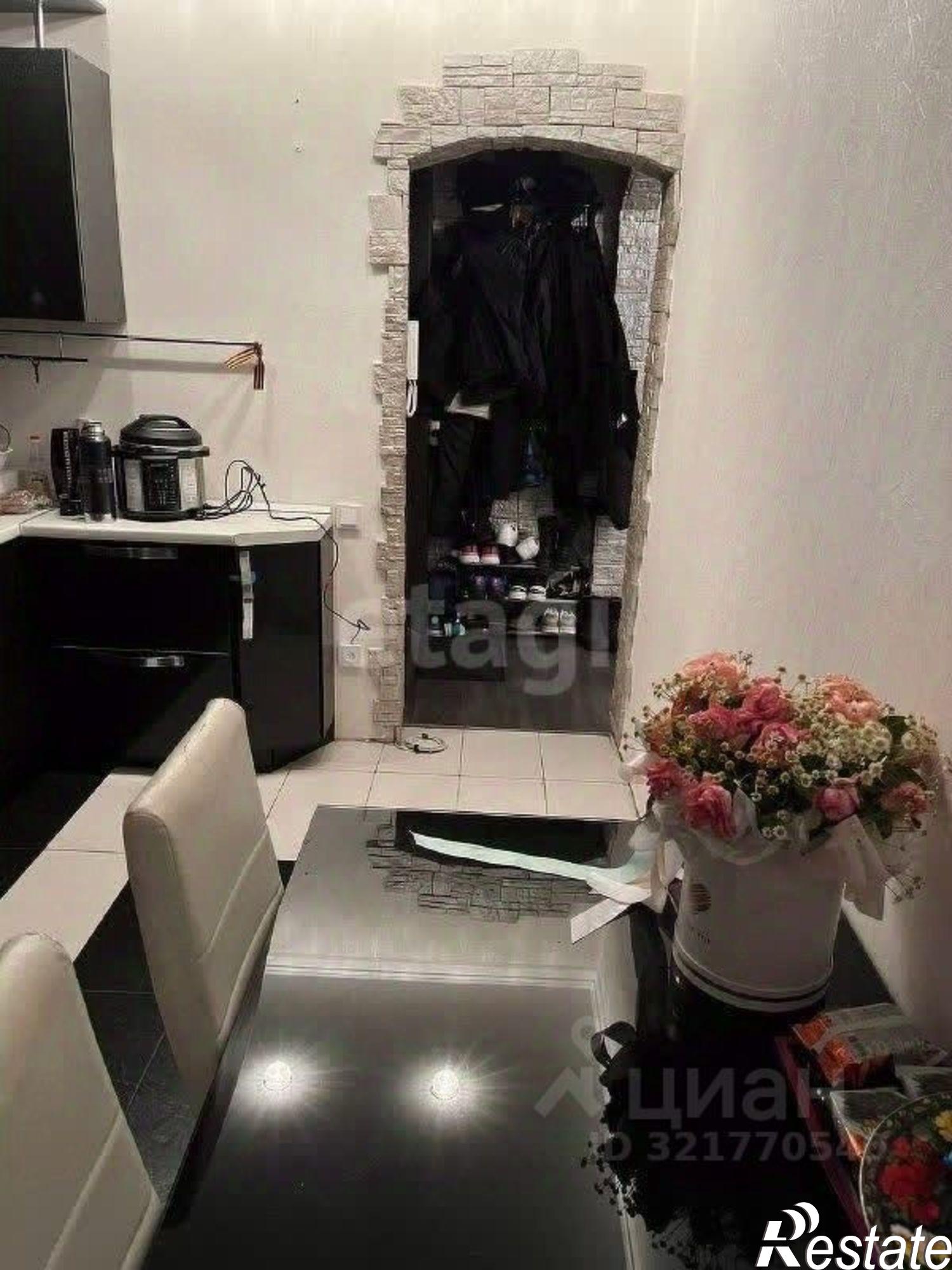 Купить квартиру за 7 100 000 рублей на мкр Жукова, 24а