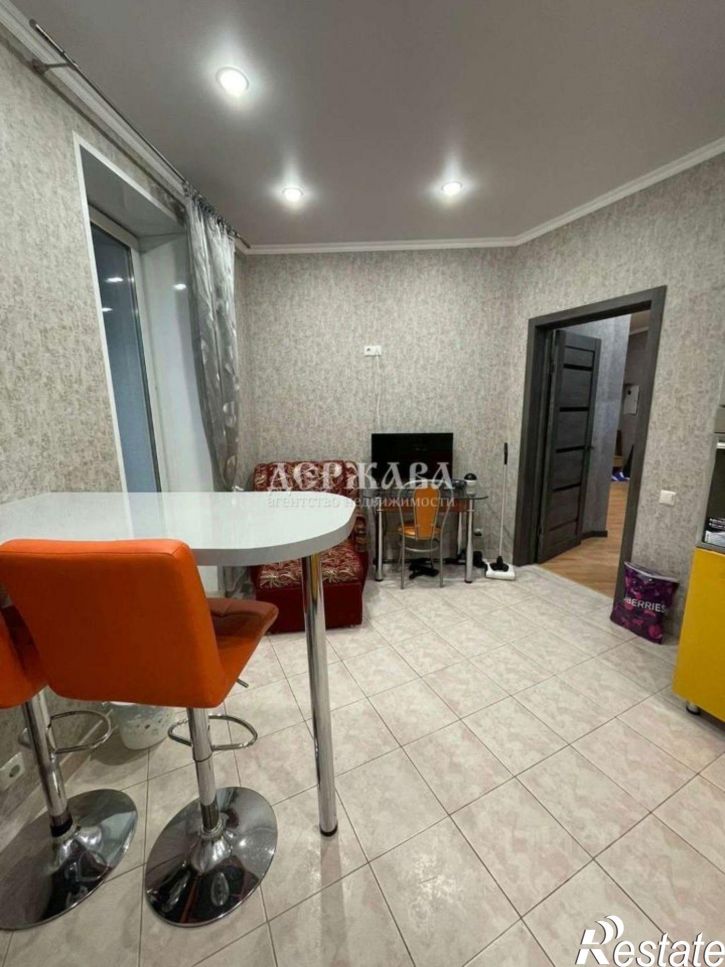 1-комн квартира Степной мкр, 1,  д. 1