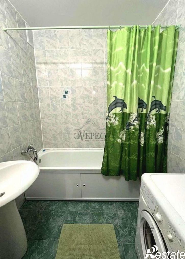 1-комн квартира Степной мкр, 9,  д. 9