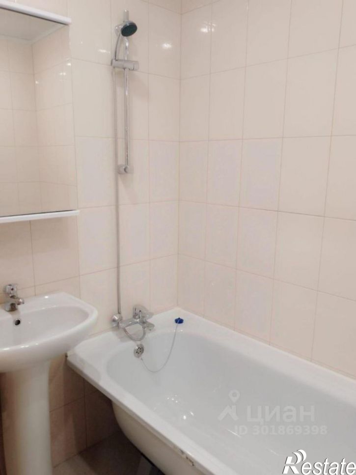 1-комн квартира мкр Дубрава квартал 3, 1,  д. 1