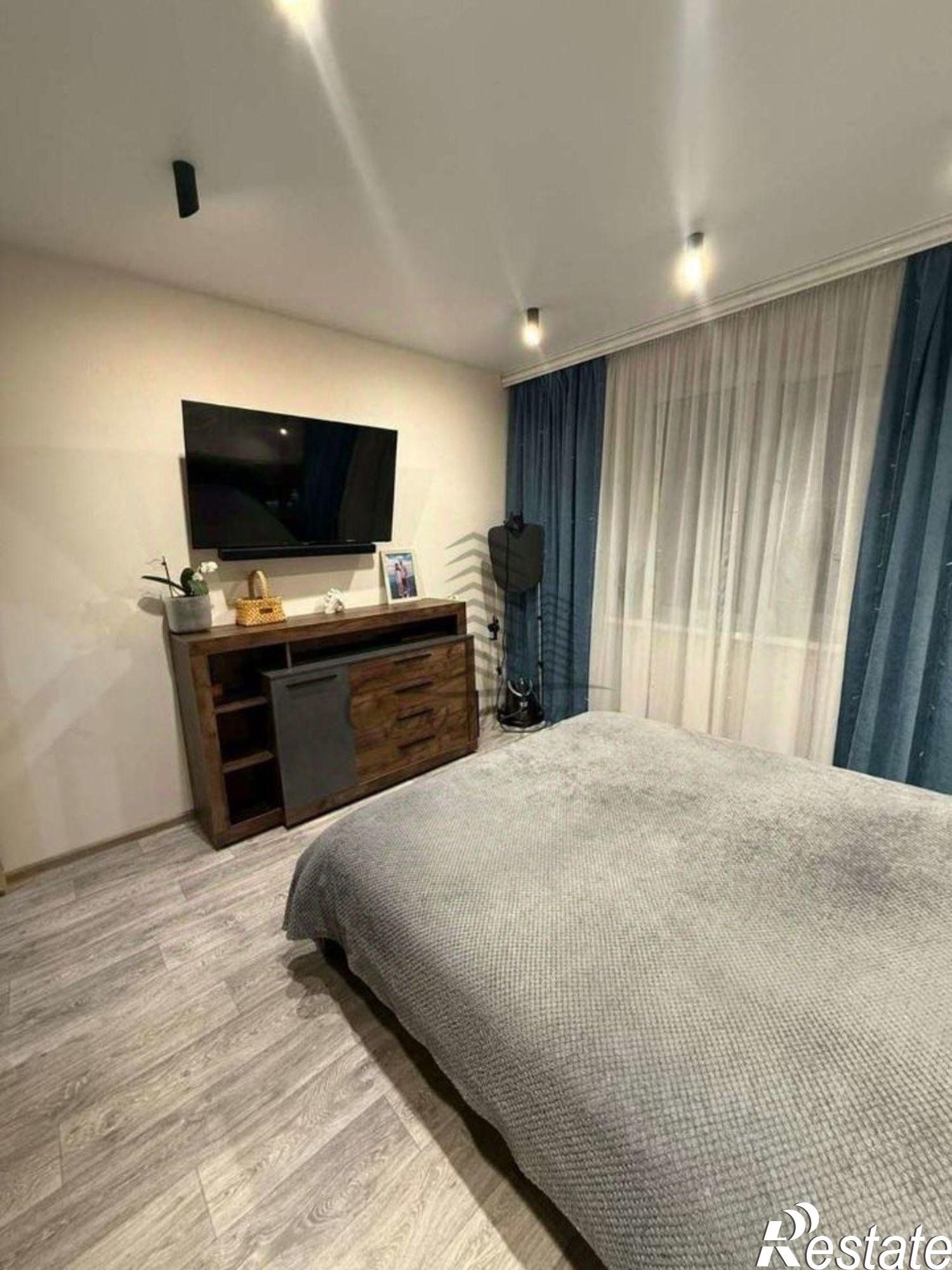 Купить квартиру за 5 550 000 рублей на мкр Жукова, 20