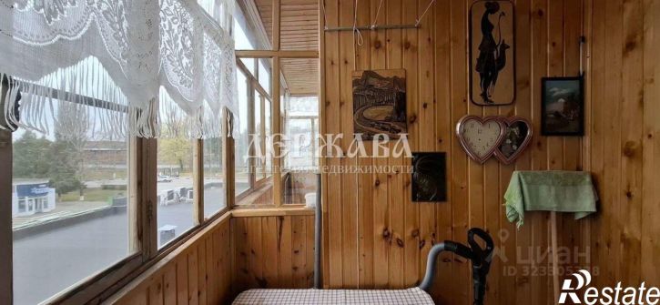 3-комн квартира ул Хмелева, 5,  д. 5