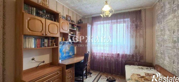 3-комн квартира ул Хмелева, 5,  д. 5