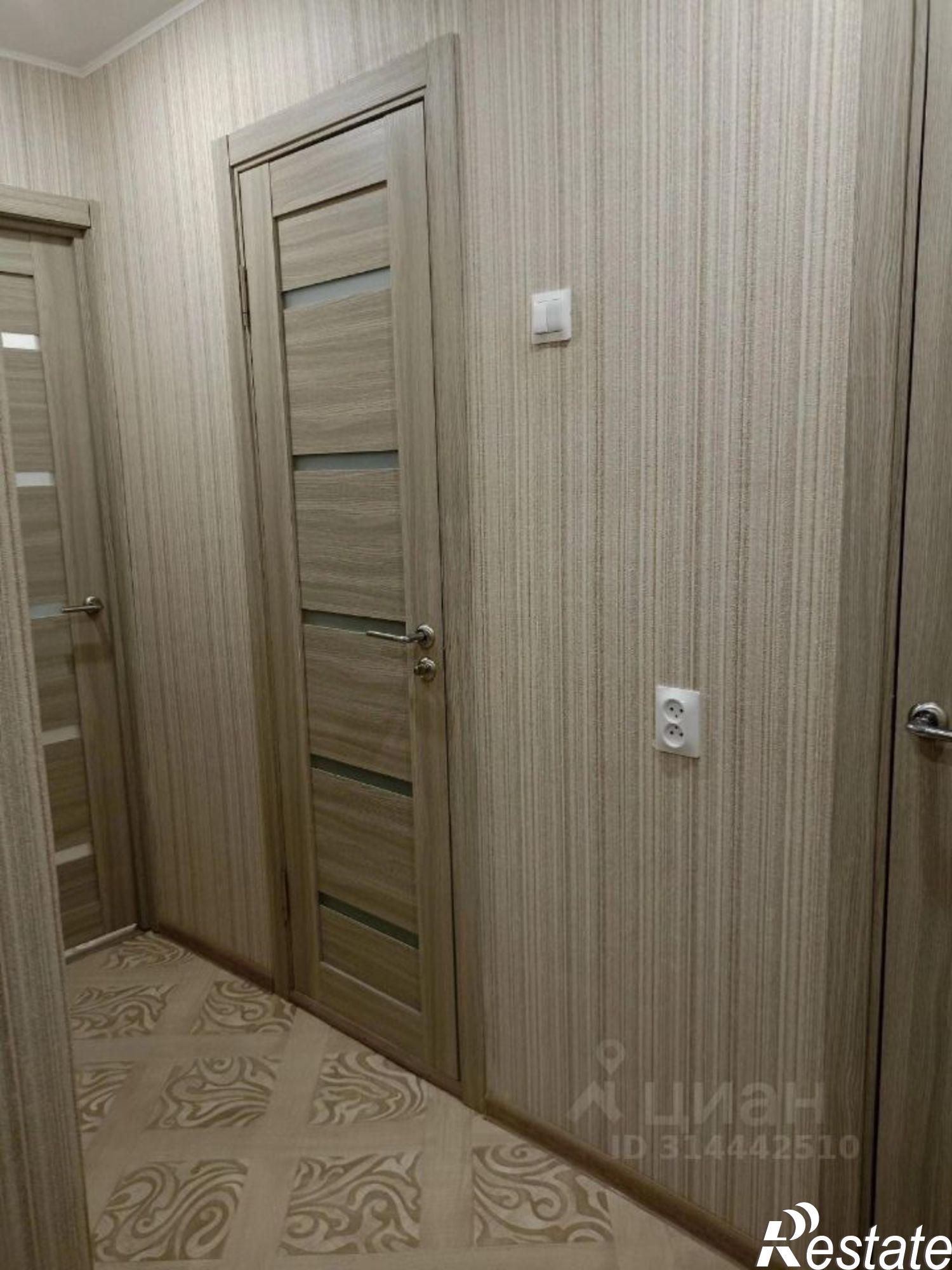 Сдать квартиру за 18 000 рублей на Южный мкр, 10а