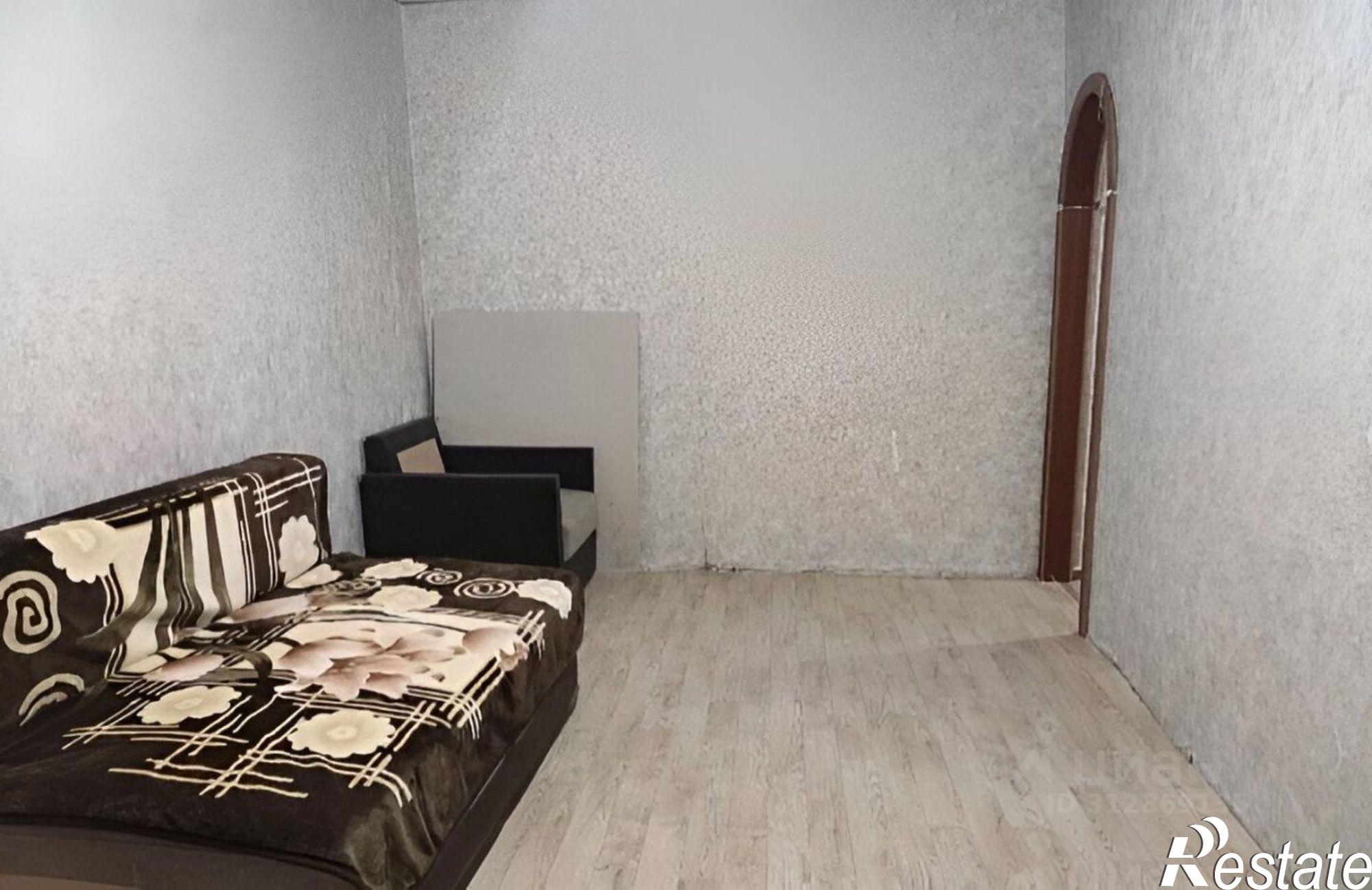 Сдать квартиру за 15 000 рублей на мкр Горняк, 13