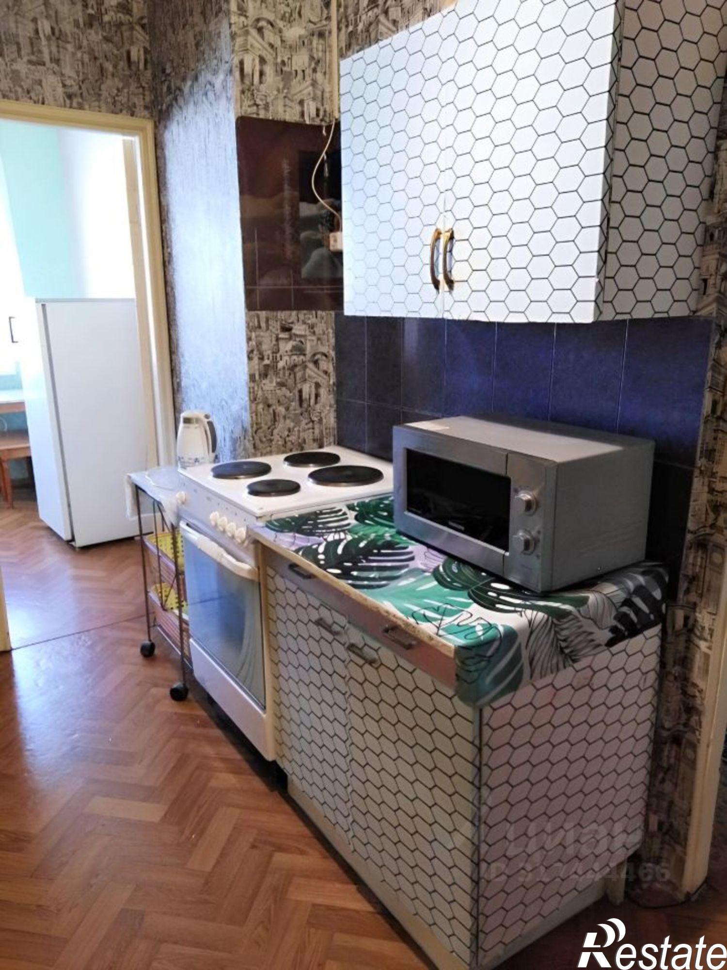 Сдать квартиру за 13 000 рублей на мкр Королева, 31