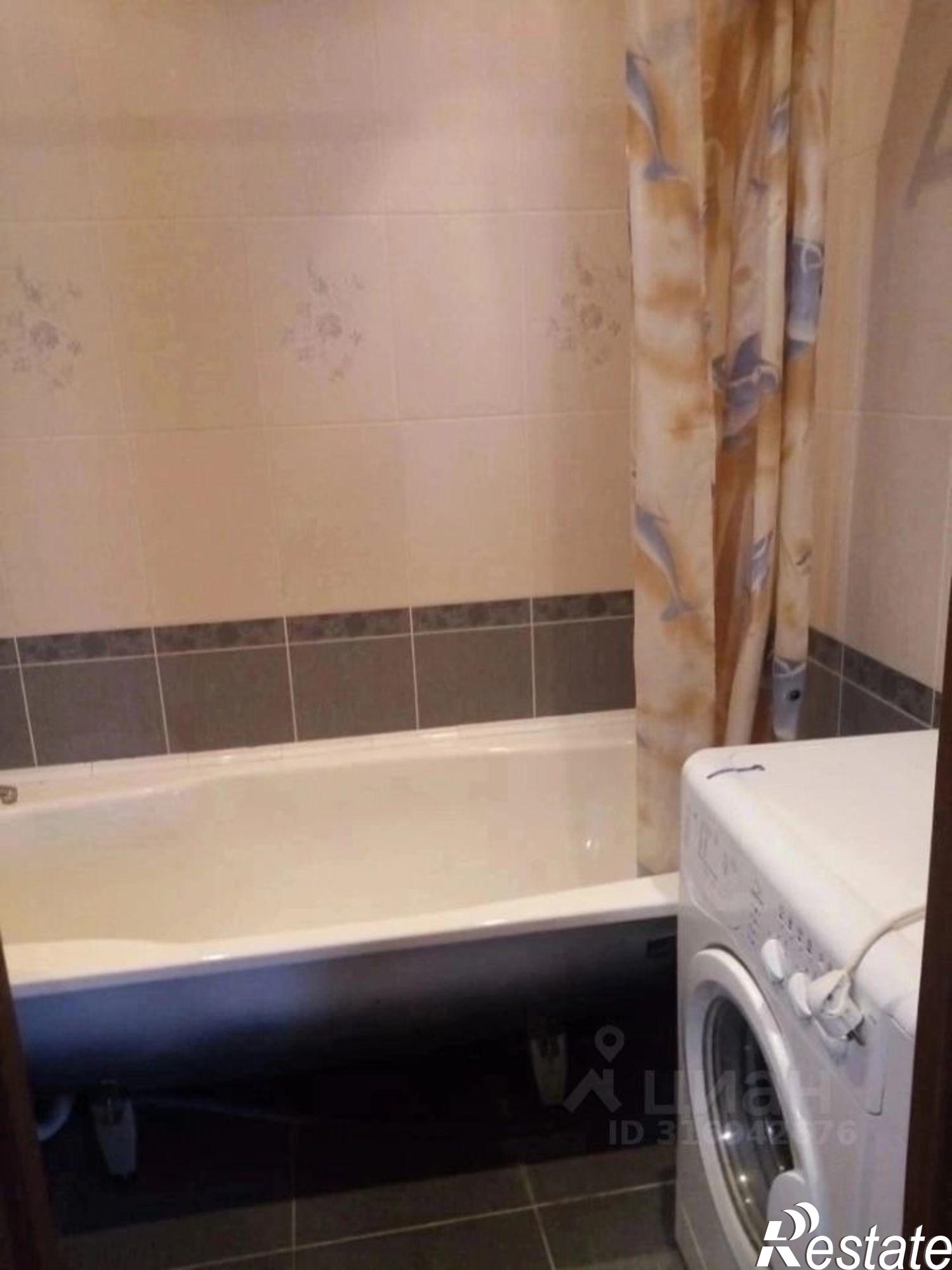 Сдать квартиру за 18 000 рублей на Солнечный мкр, 10