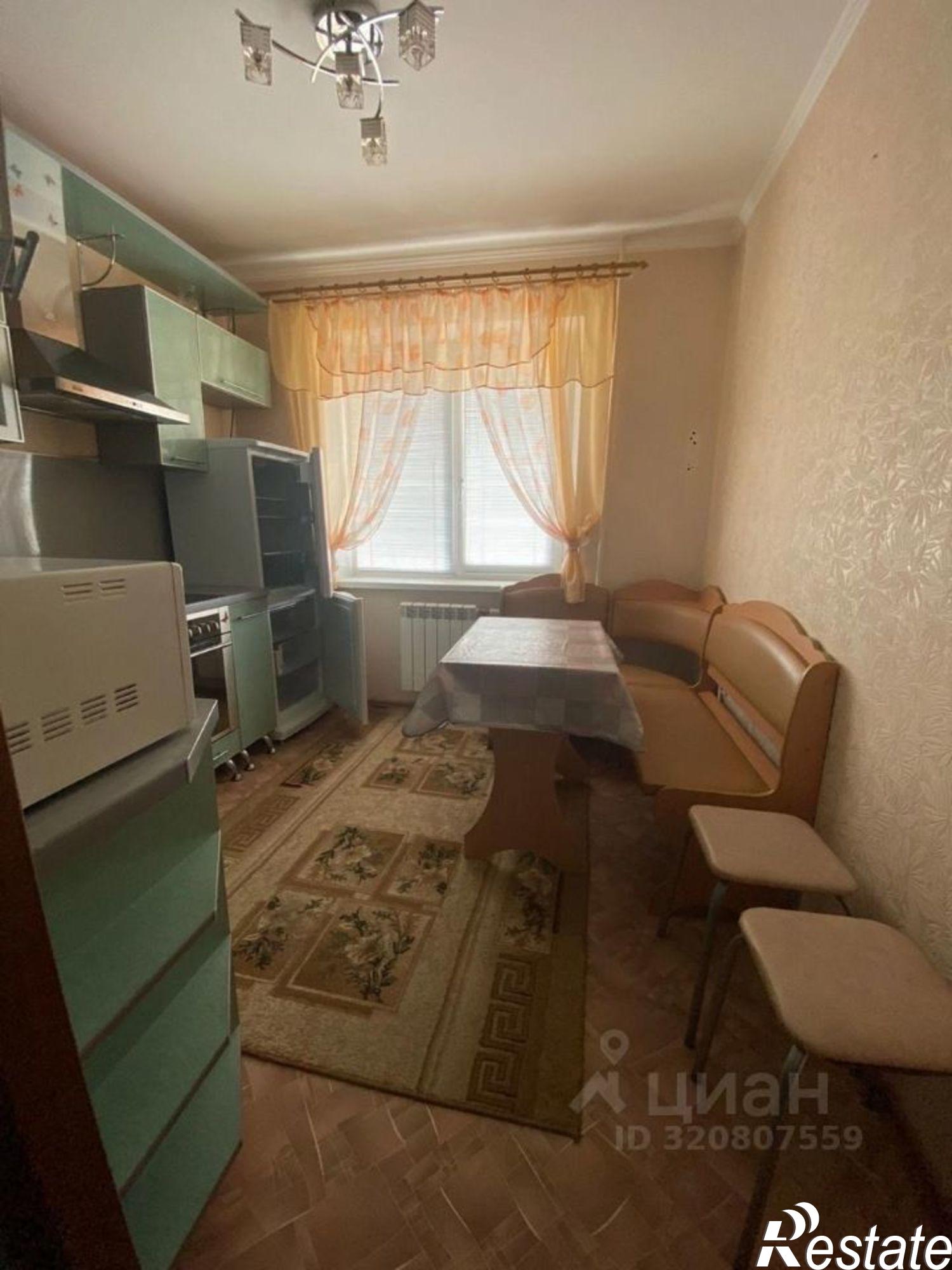 Сдать квартиру за 24 000 рублей на Восточный мкр, 14 1