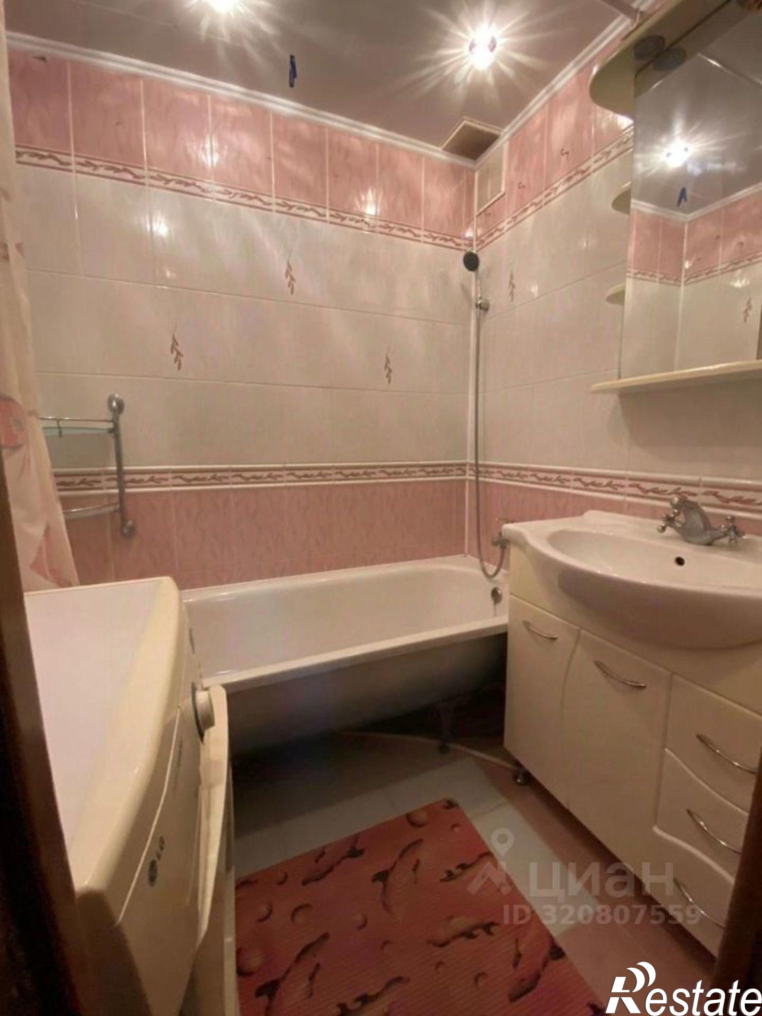 Сдать квартиру за 24 000 рублей на Восточный мкр, 14 1