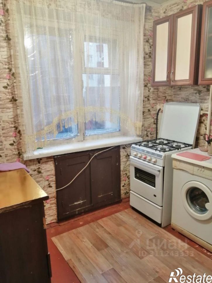 3-комн квартира мкр Горняк, 11,  д. 11