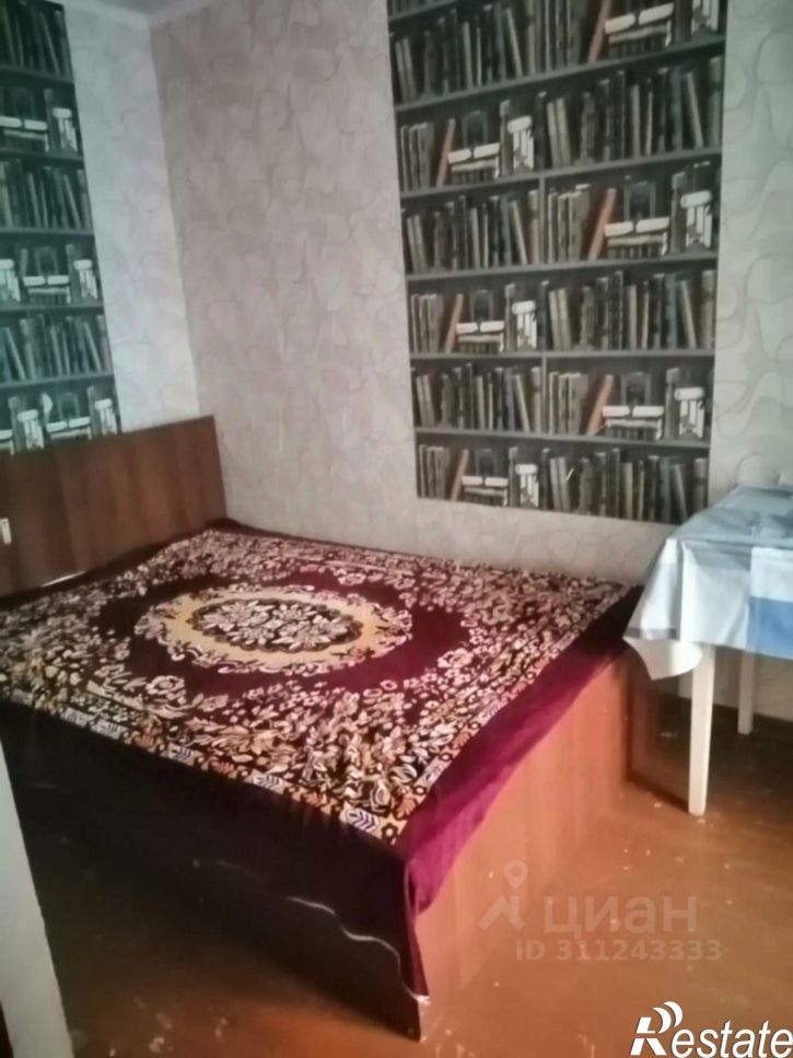 3-комн квартира мкр Горняк, 11,  д. 11