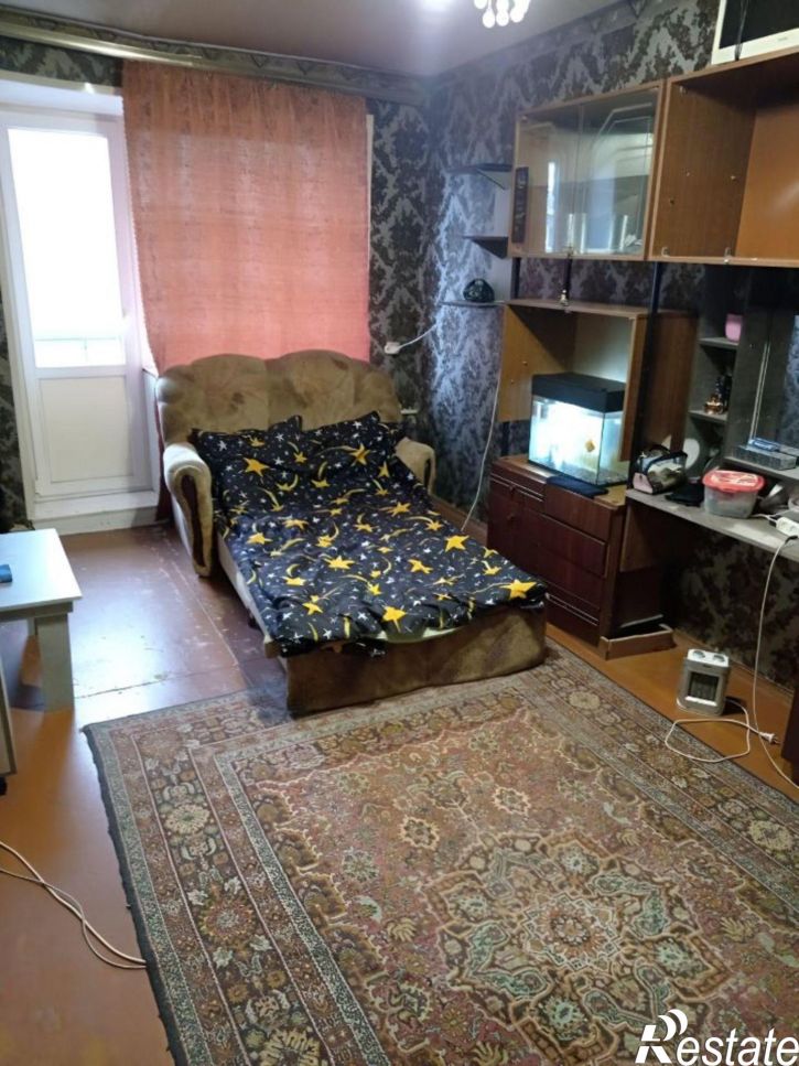 2-комн квартира мкр Горняк, 20,  д. 20