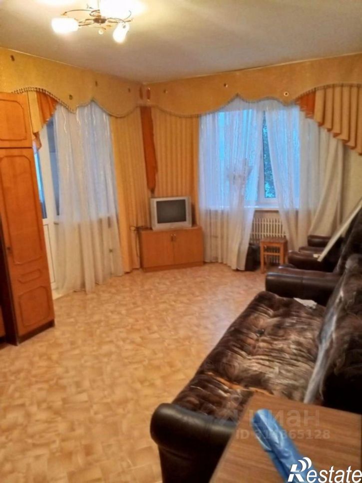 1-комн квартира мкр Макаренко, 34,  д. 34