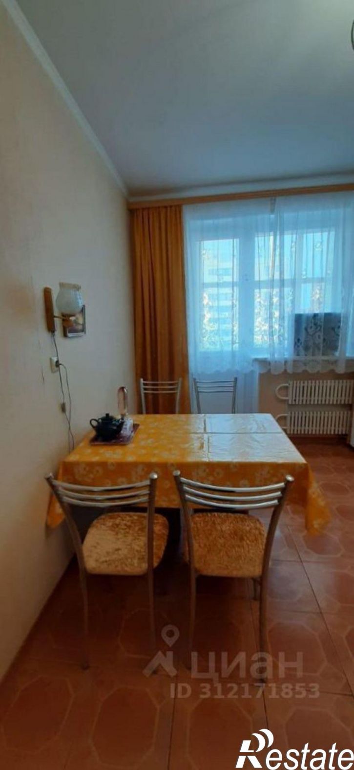 1-комн квартира Степной мкр, 3,  д. 3