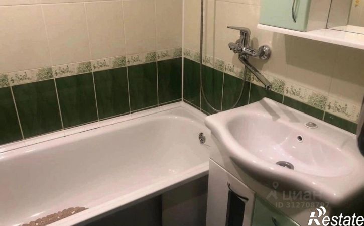 3-комн квартира мкр Жукова, 49,  д. 49