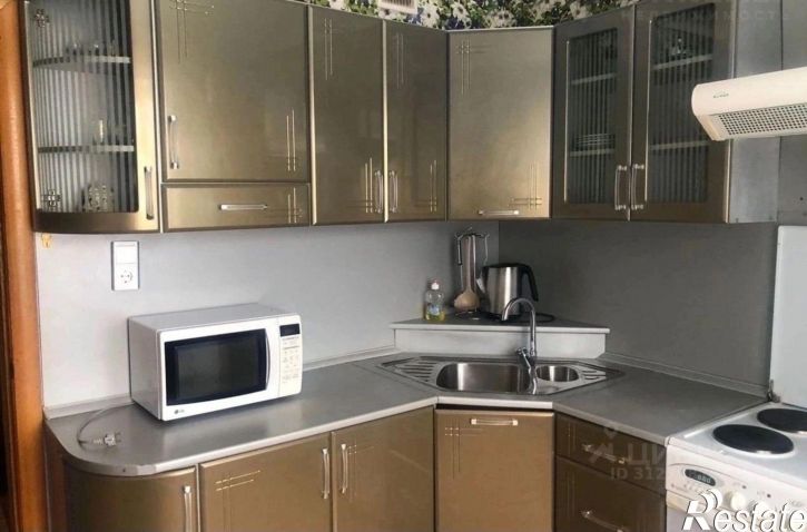 3-комн квартира мкр Жукова, 49,  д. 49