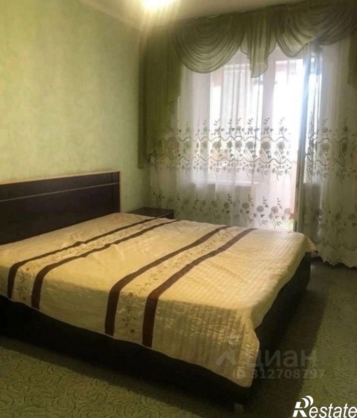 3-комн квартира мкр Жукова, 49,  д. 49