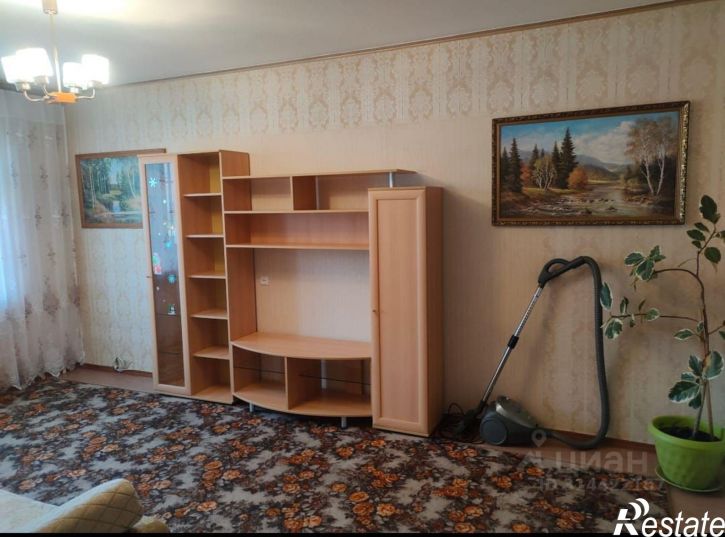 2-комн квартира Восточный мкр, 44,  д. 44