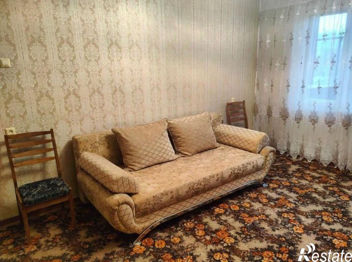 2-комн квартира Восточный мкр, 44,  д. 44