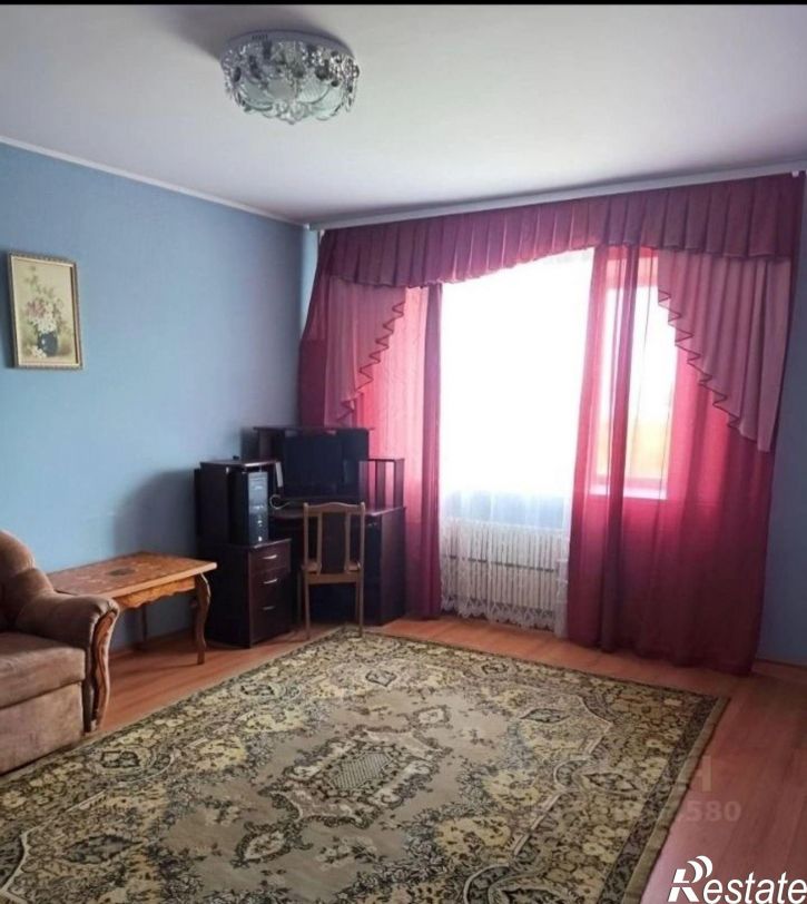 2-комн квартира Парковый мкр, 27,  д. 27