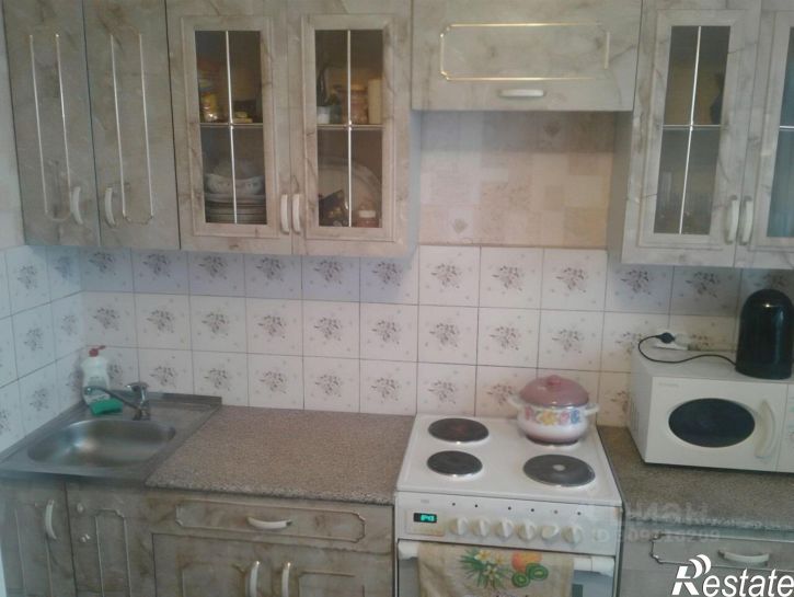 3-комн квартира мкр Королева, 10,  д. 10