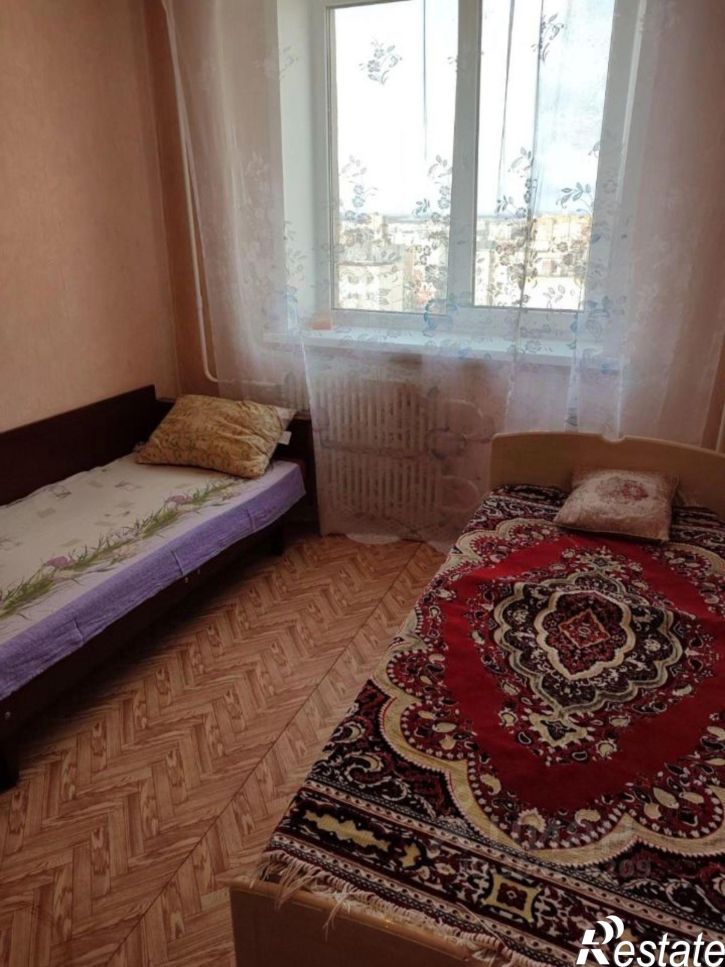 3-комн квартира мкр Королева, 10,  д. 10