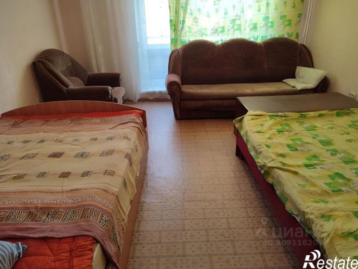 3-комн квартира мкр Королева, 10,  д. 10