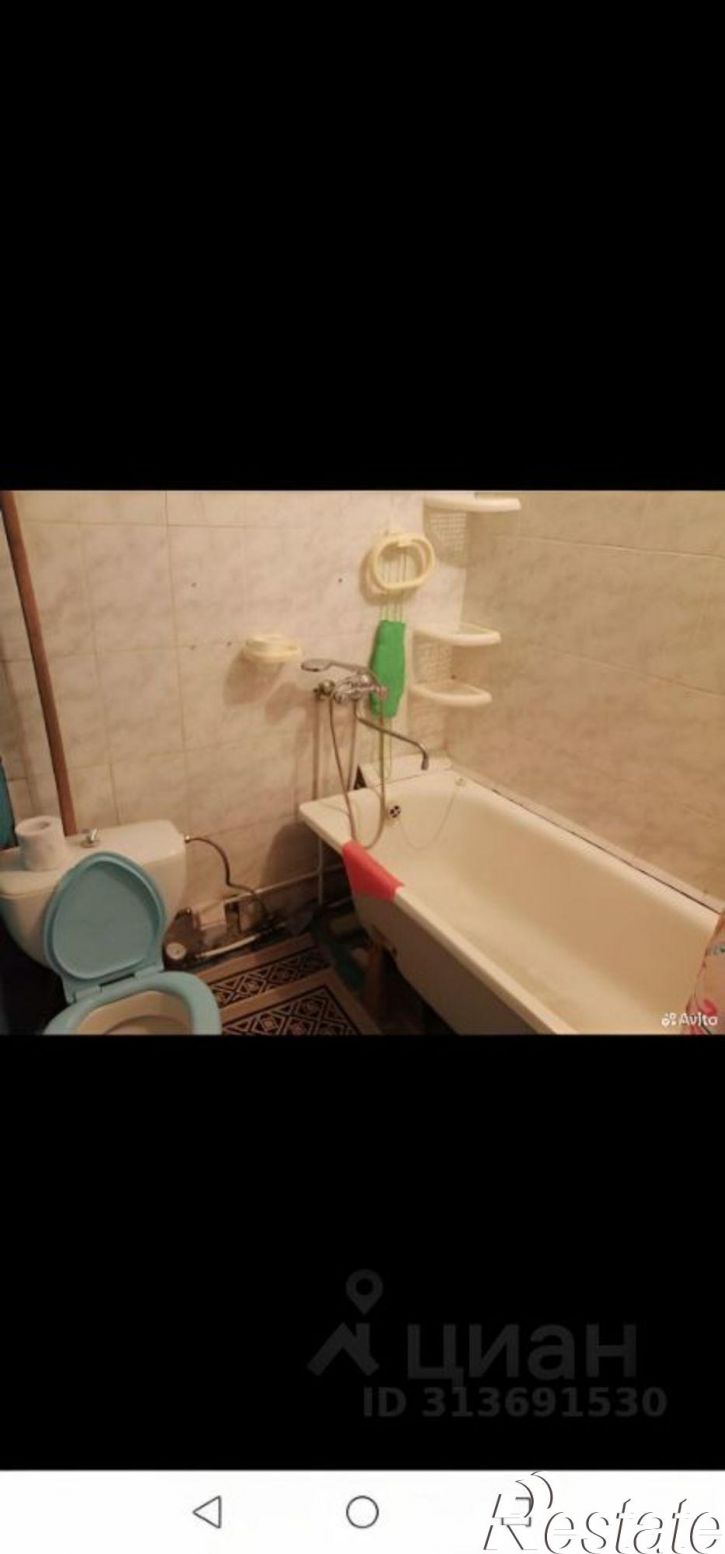 1-комн квартира мкр Лебединец, 27,  д. 27