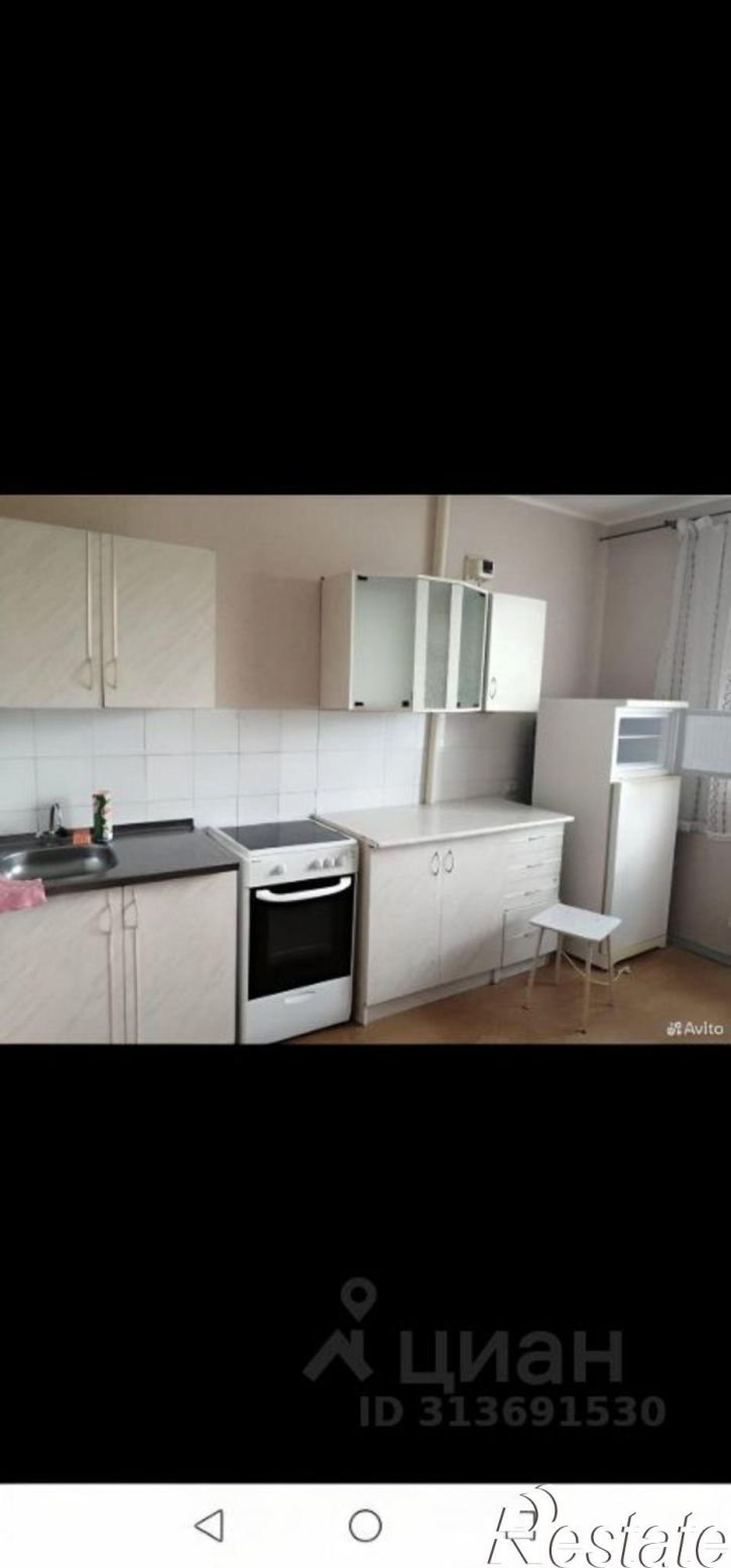 1-комн квартира мкр Лебединец, 27,  д. 27