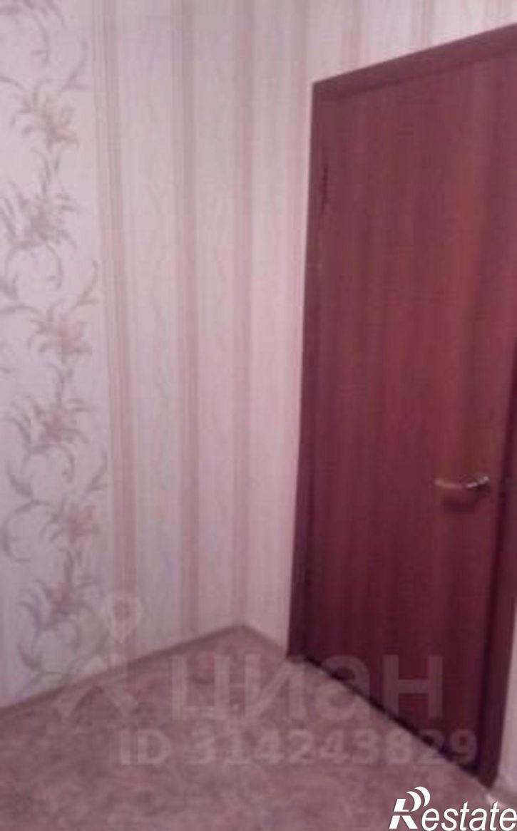 1-комн квартира мкр Макаренко, 12,  д. 12