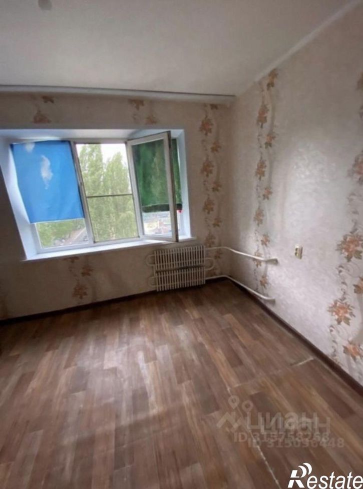 2-комн квартира мкр Макаренко, 34,  д. 34