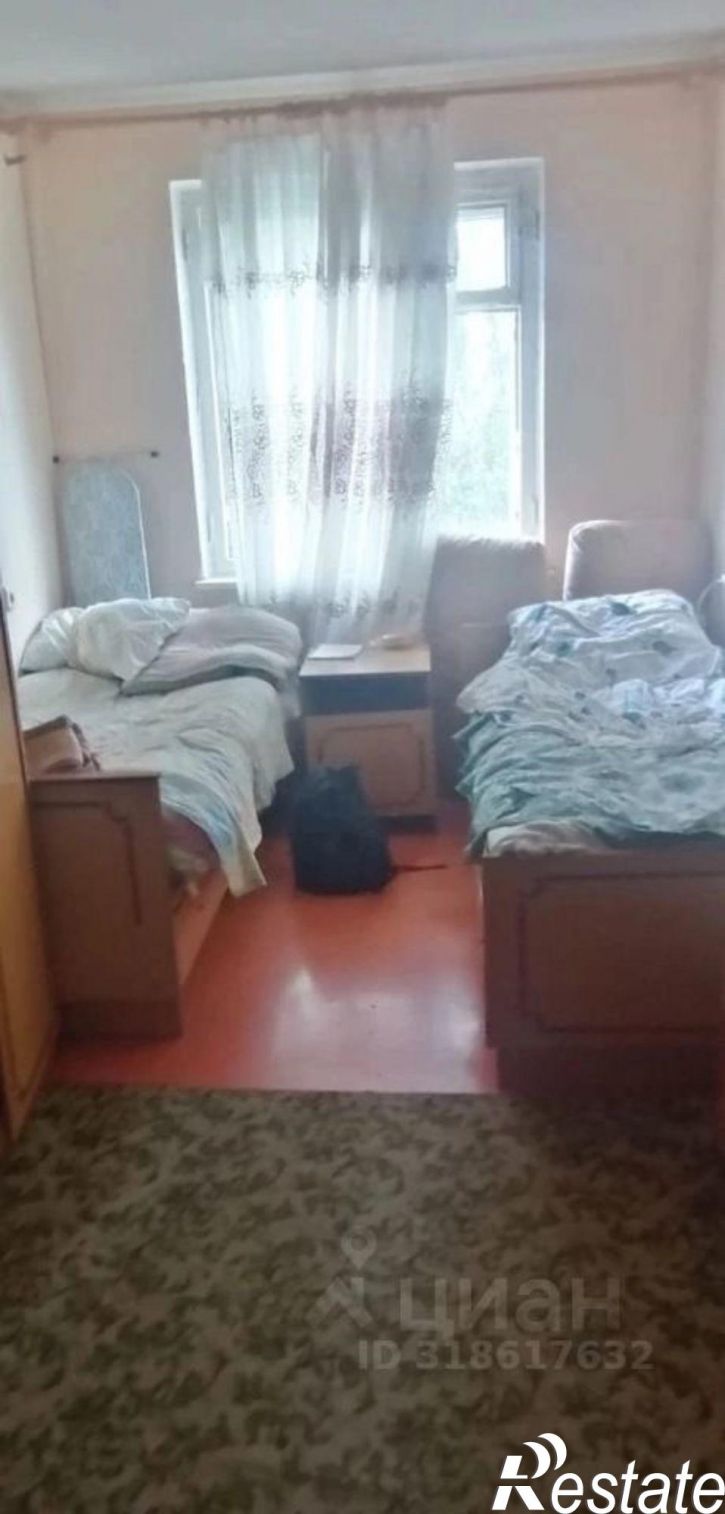 2-комн квартира мкр Лебединец, 14,  д. 14