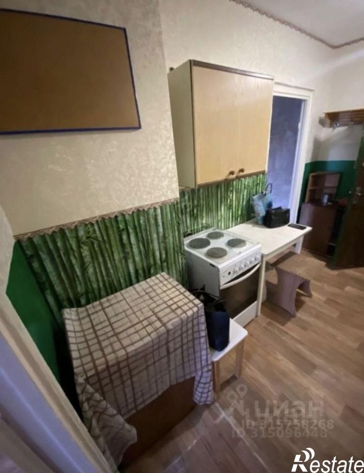 2-комн квартира мкр Макаренко, 34,  д. 34