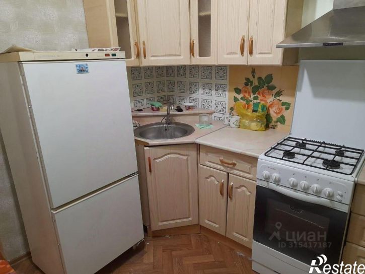 2-комн квартира мкр Приборостроитель, 12,  д. 12