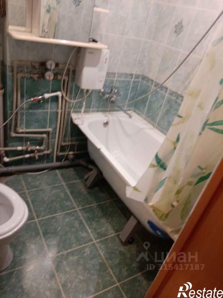 2-комн квартира мкр Приборостроитель, 12,  д. 12