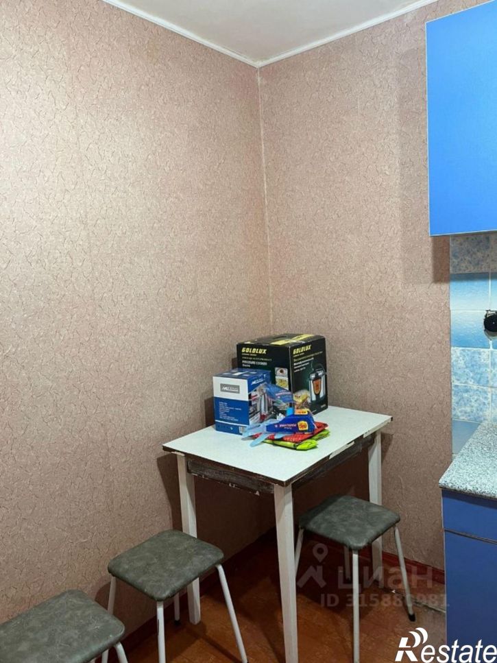 2-комн квартира мкр Макаренко, 1,  д. 1