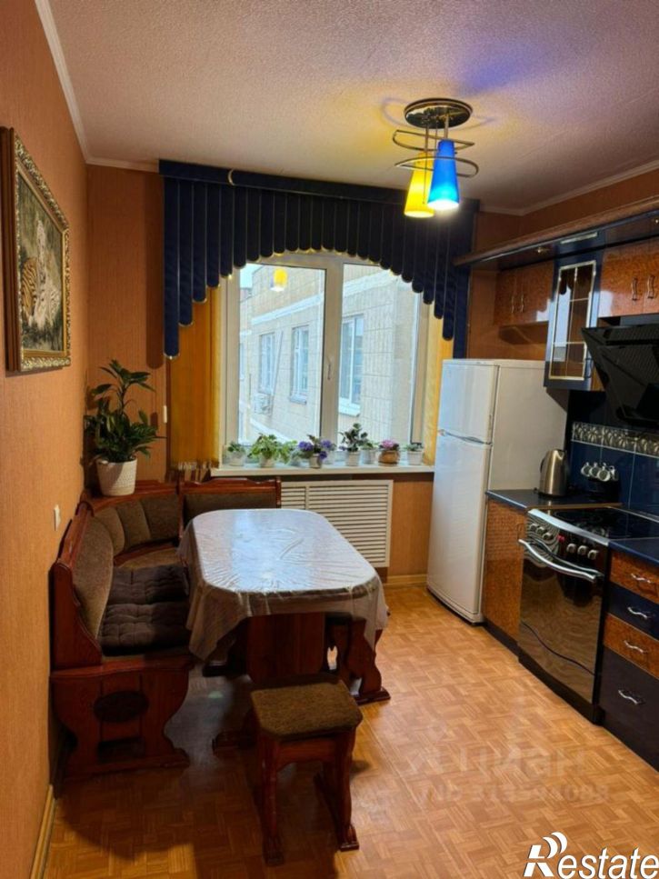 3-комн квартира Лесной мкр, 10,  д. 10