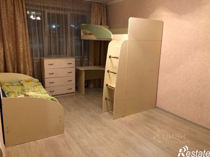 3-комн квартира Рудничный мкр, 4,  д. 4