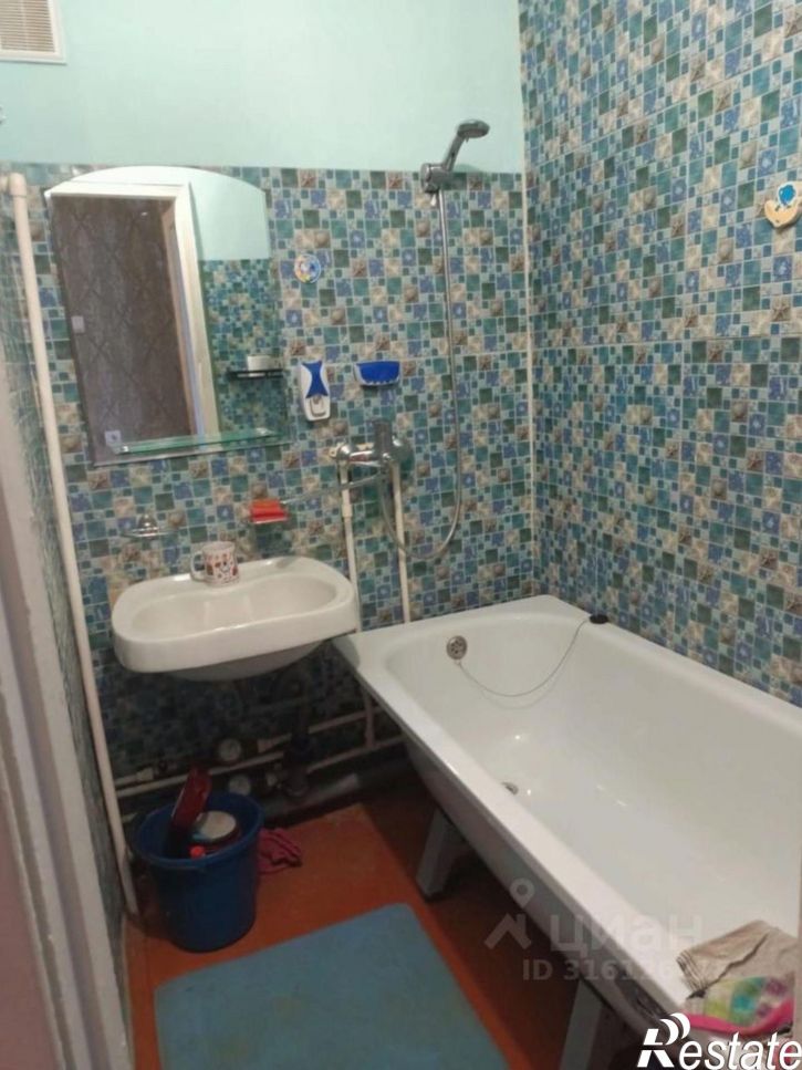 2-комн квартира Парковый мкр, 6,  д. 6