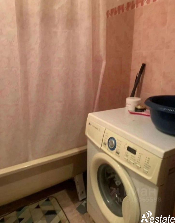 2-комн квартира мкр Макаренко, 36,  д. 36