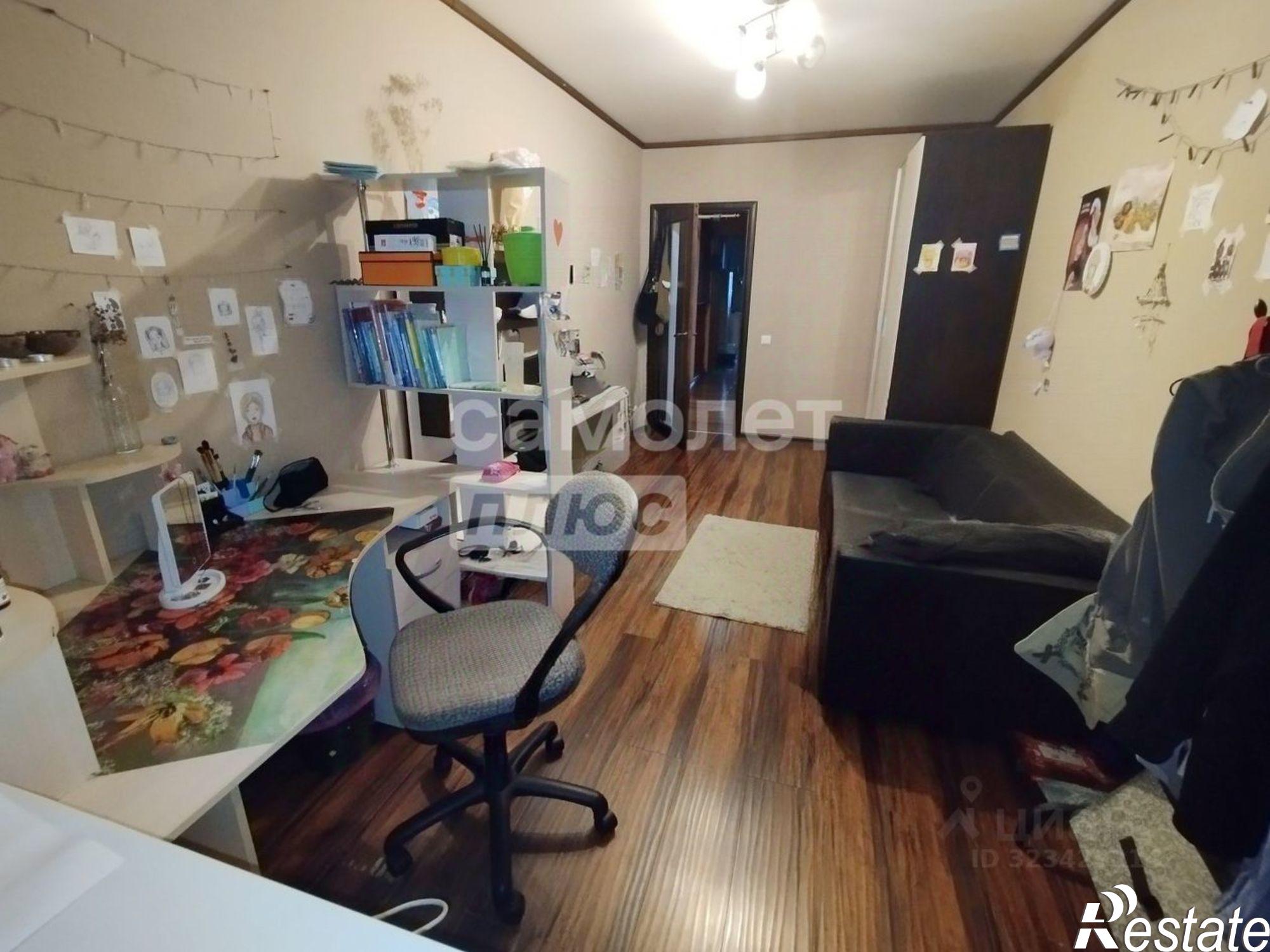 Купить квартиру за 7 830 000 рублей на Старый Оскол г., Центральный