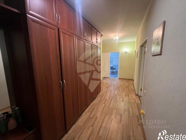 3-комн квартира Степной мкр,дом 8