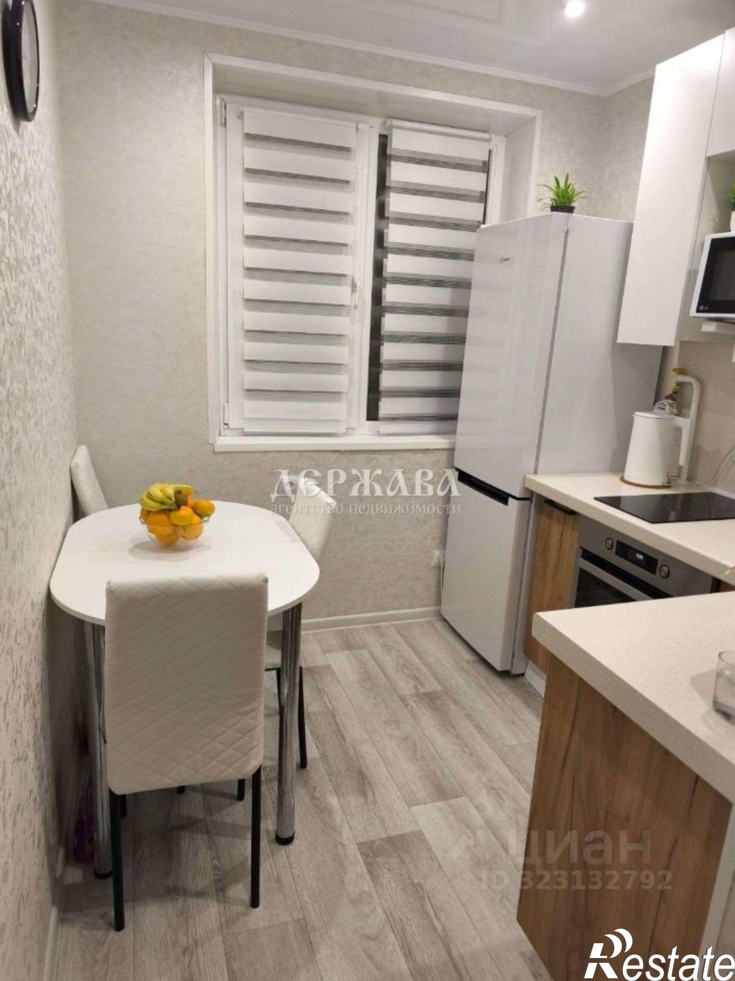 Купить квартиру за 4 200 000 рублей на Парковый мкр, 9