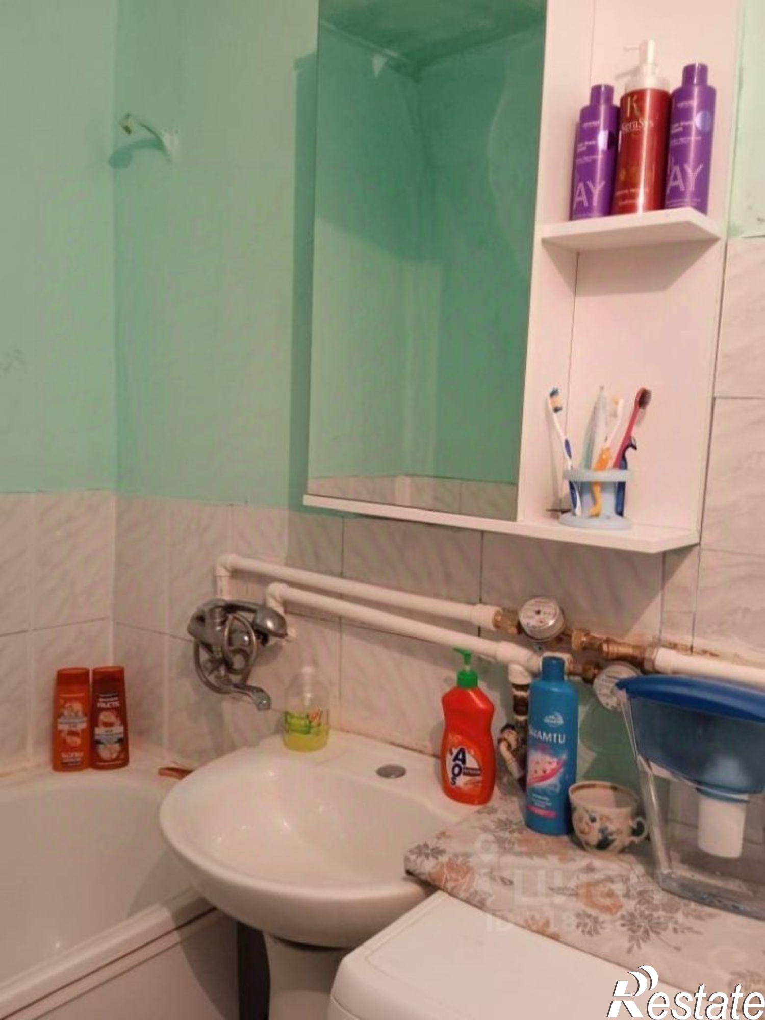 Купить квартиру за 1 950 000 рублей на Интернациональный мкр, 12