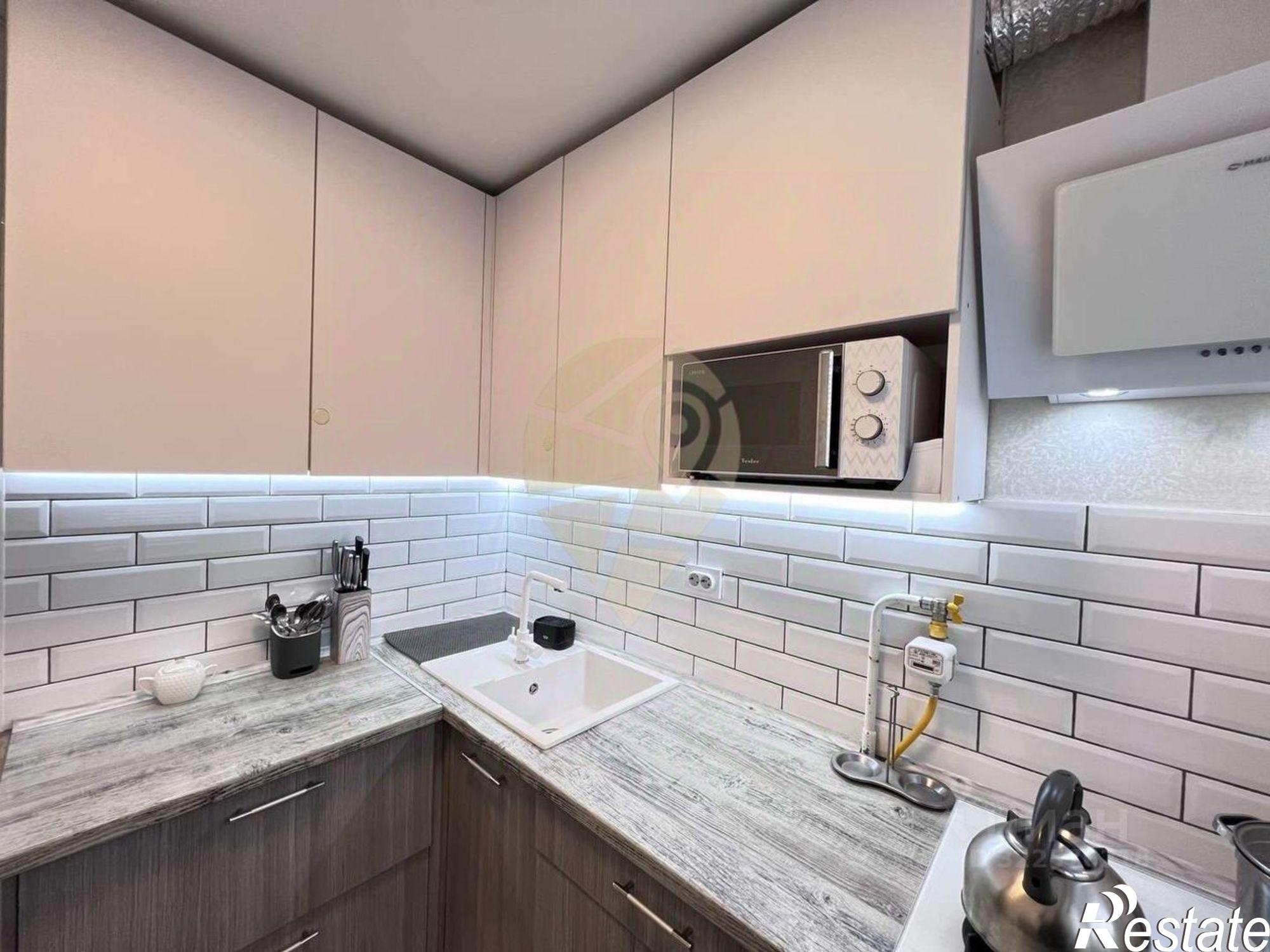 Купить квартиру за 5 000 000 рублей на мкр Лебединец, 17