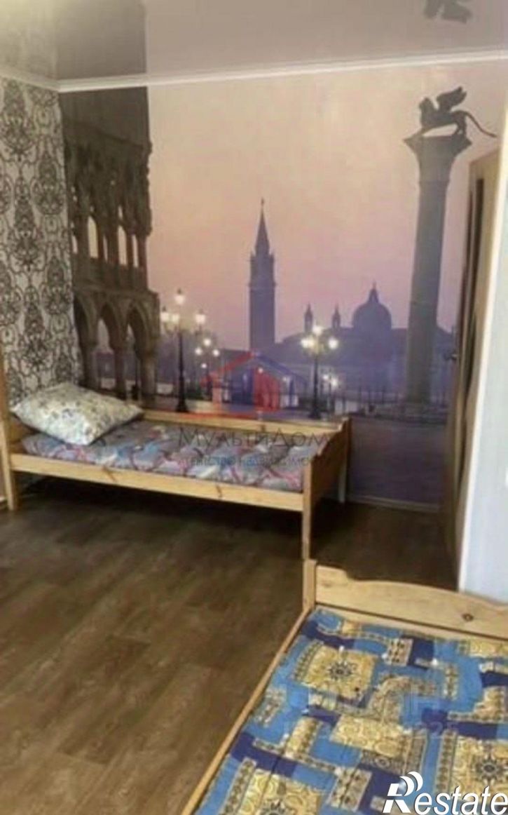 2-комн квартира мкр Лебединец, 27,  д. 27