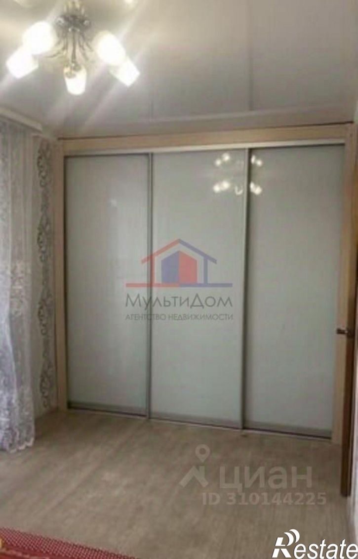 2-комн квартира мкр Лебединец, 27,  д. 27