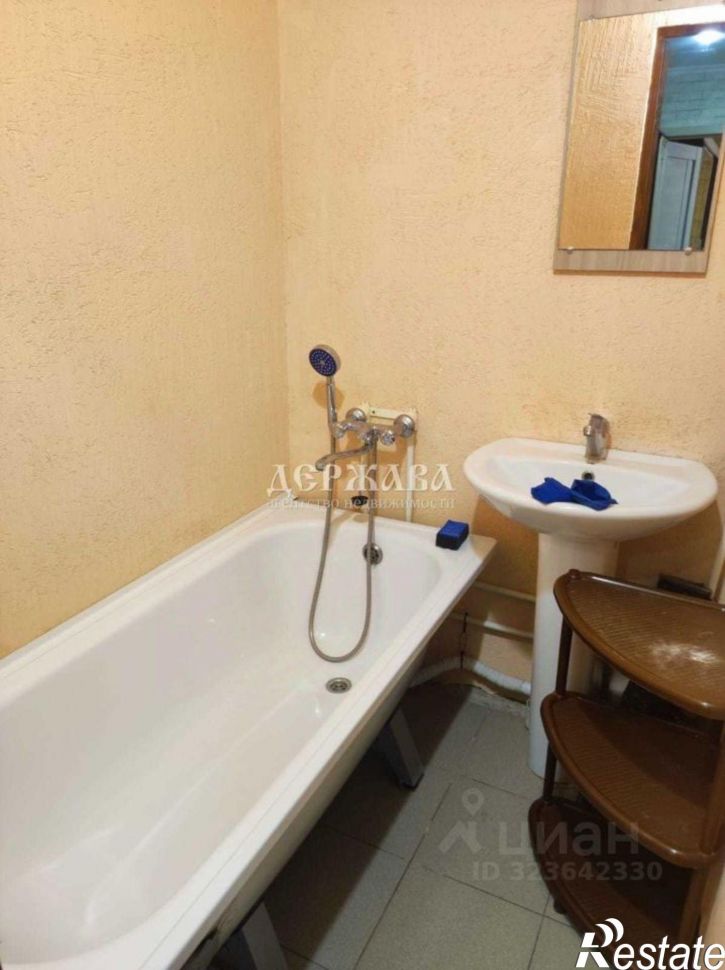 2-комн квартира Парковый мкр, 18,  д. 18