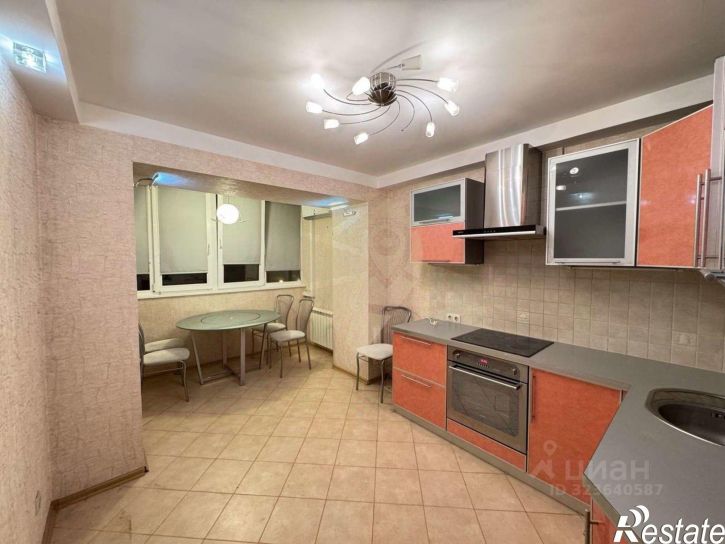 3-комн квартира мкр Дубрава квартал 1, 8,  д. 8